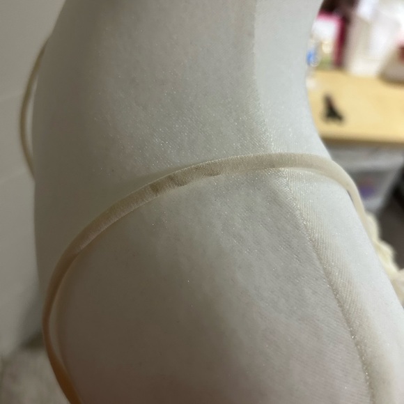 PrettyLittleThing Cream Textured Ruched Tie Shift Dress NWT - Picture 5 of 6